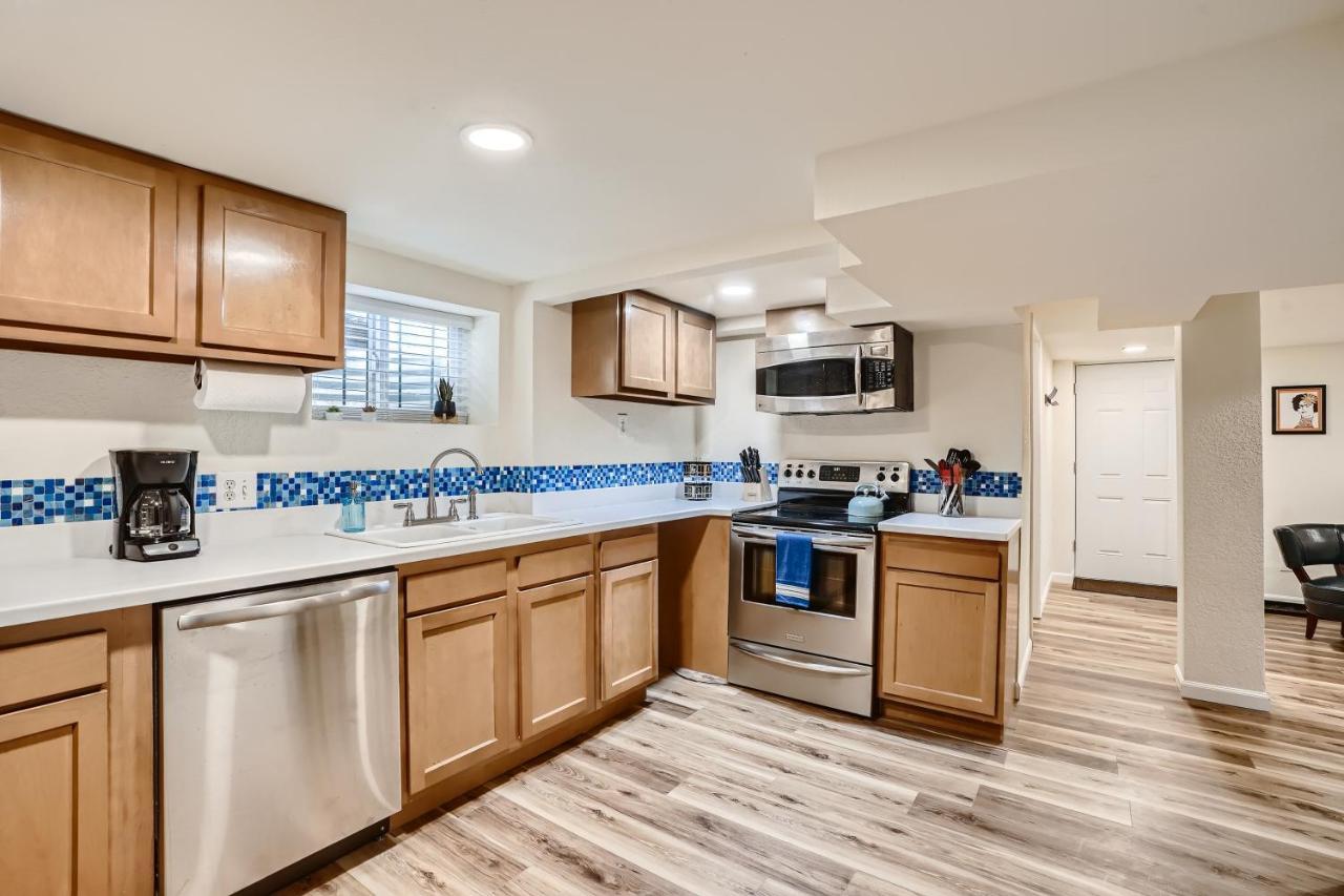 Sloans Lake Getaway - Basement Apartment Near Broncos And Downtown Denver Λέικγουντ Εξωτερικό φωτογραφία